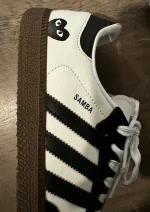 CDG Play x Adidas Samba - Image 3