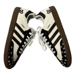 CDG Play x Adidas Samba - Image 4