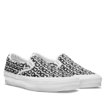 CDG Vans Slip-On Sneakers White - Image 4